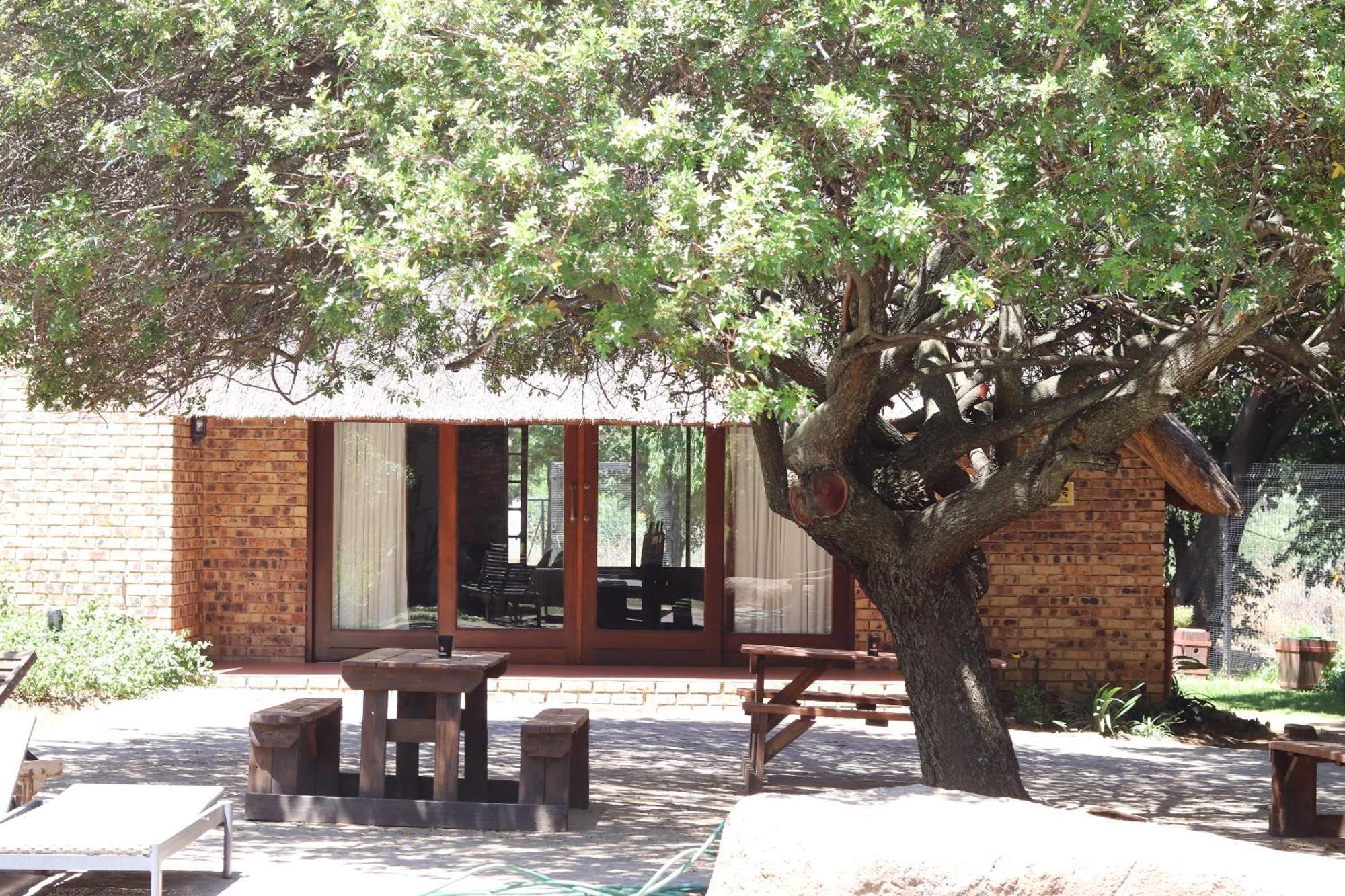 Khaya Africa Guesthouse Midrand Exterior foto